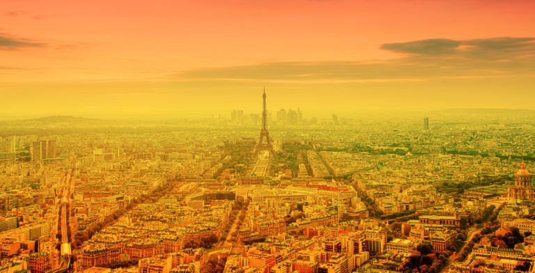 Paris, Shutterstock, Melinda Nagy